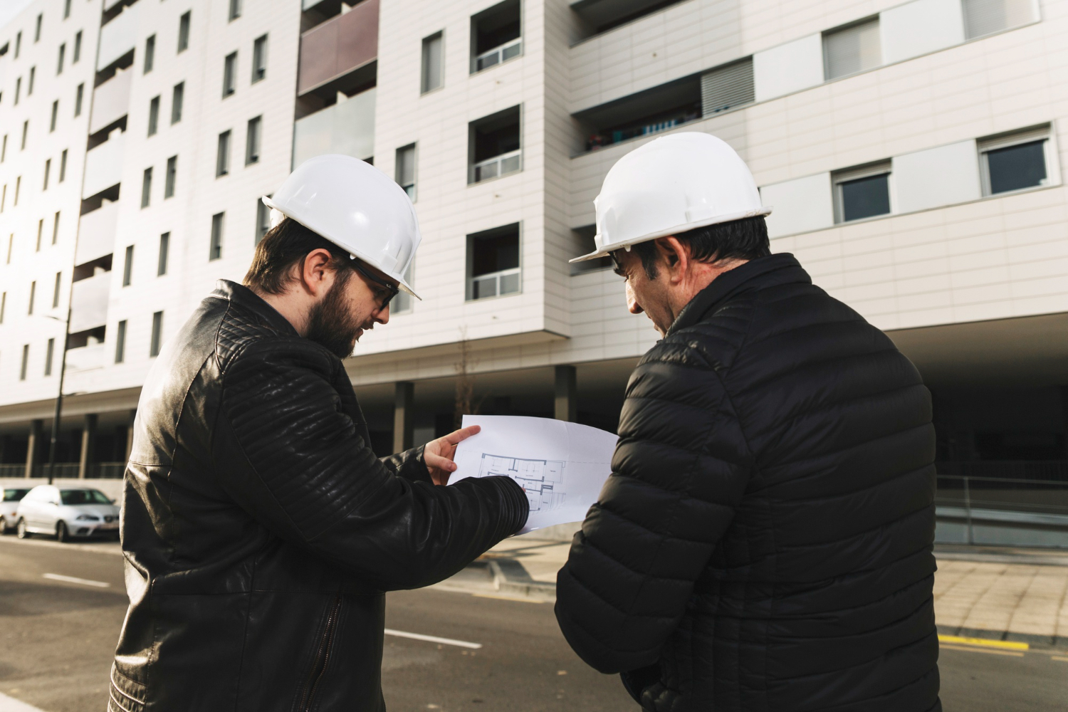 Conoce el proceso paso a paso de una peritación de edificación profesional. Razional Peritaciones te explica cómo y cuándo se realiza un dictamen técnico.