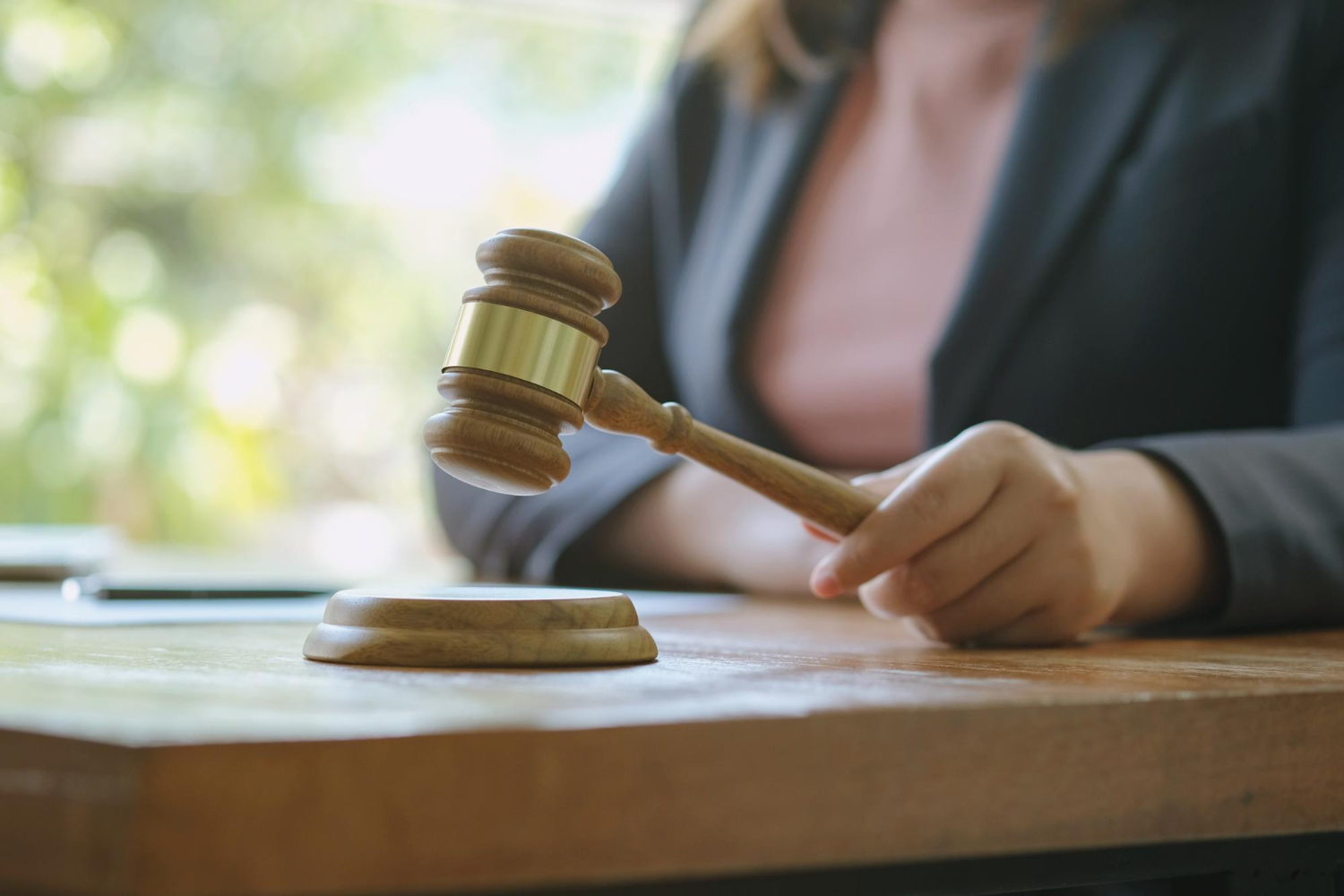 Diferencia entre abogado y perito judicial