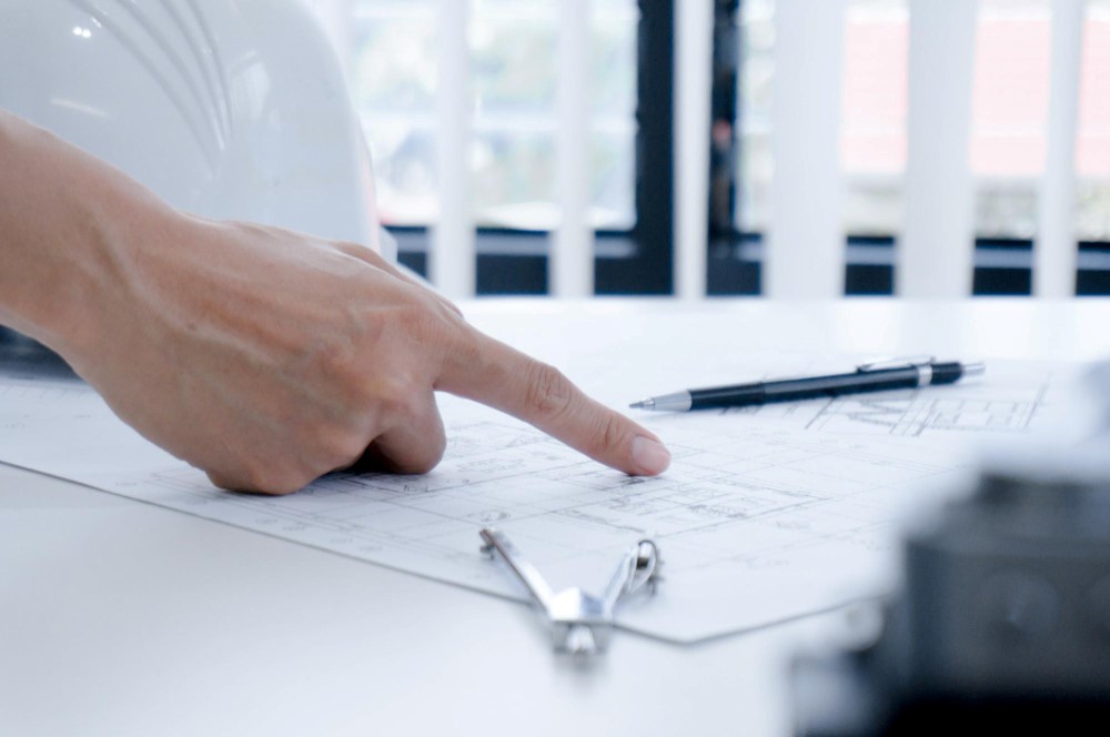 Informe pericial de fachada para comunidades de propietarios: daños, fisuras y desprendimientos