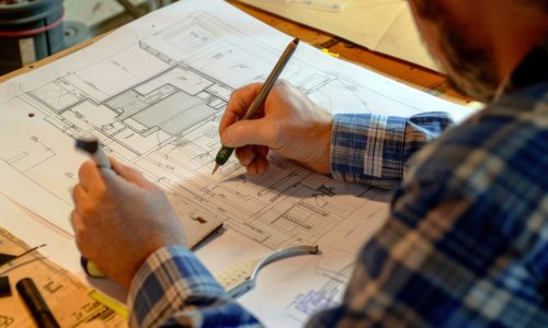 Perito experto en edificación servidumbres de paso, luces y vistas en España